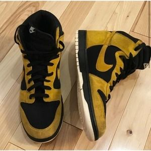 Men 13 Us Nike Dunk High Gold Dart/Dunk High/Gold Dirt/Yellow/407920-701/